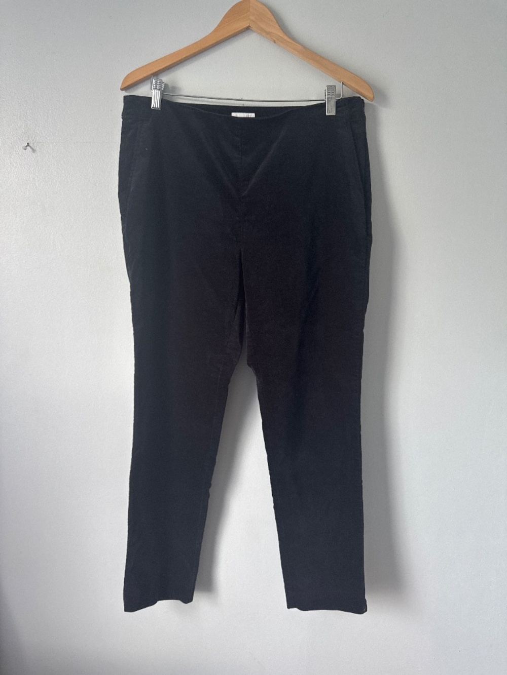 J Jill black velour pants with side zip closure